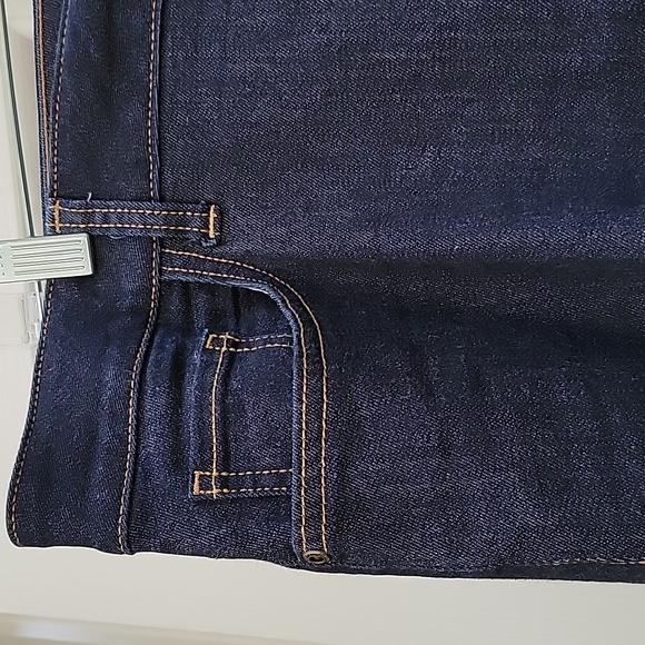 St John's Bay Denim Capri Pants - Picture 2 of 5